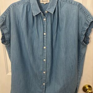 Madewell Light Blue Denim Short Sleeve Shirt